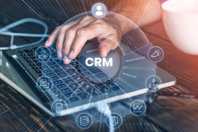 Saiba Por Que e Como Usar um CRM Para Controlar Suas Vendas